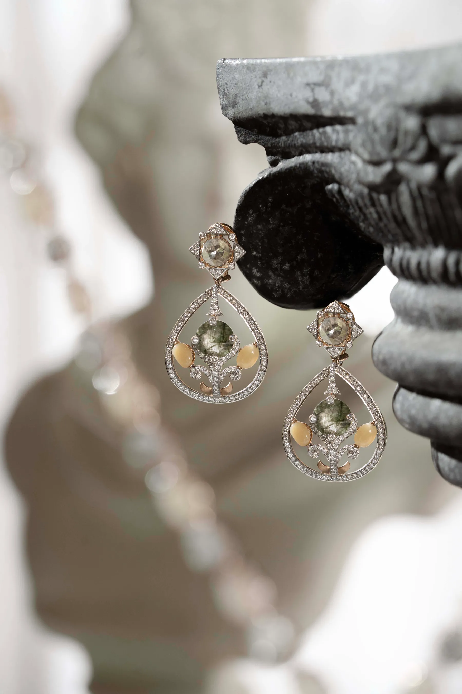 morden jewellery — photograph 18 by Nandika Shah