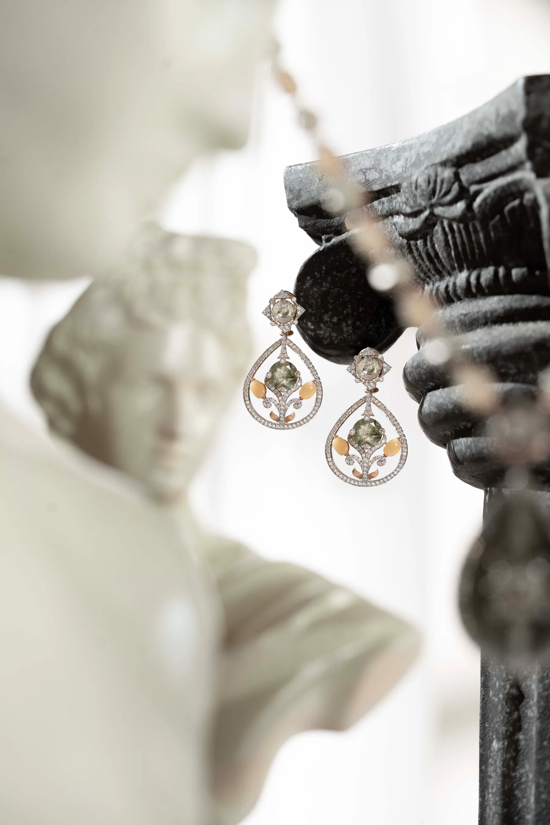 morden jewellery — photograph 19 by Nandika Shah